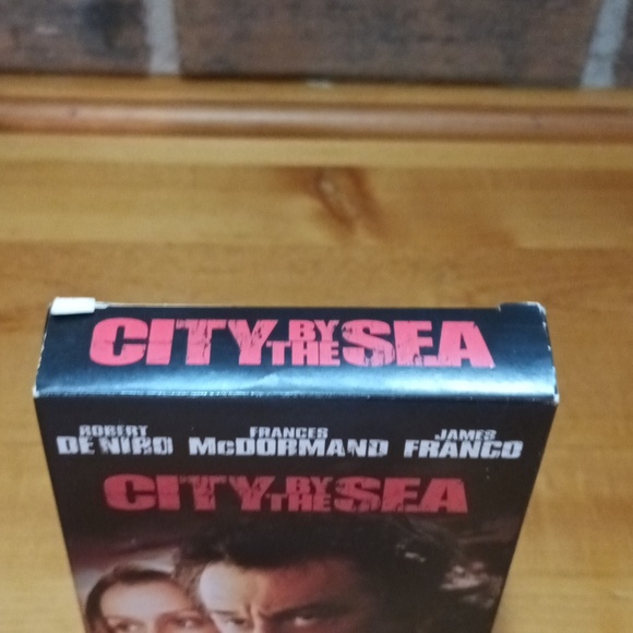 6/$15 City by the sea vhs tape - Picture 5 of 7